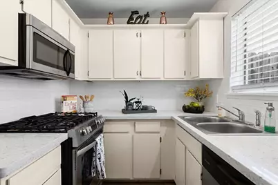 651 N 4th St, San Jose, CA 95112 - Photo 10