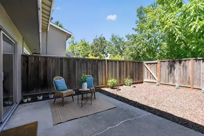 832 Royal Ann Ln, Concord, CA 94518 - Photo 22