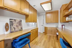 10043 Long Oak Ln, Cupertino, CA 95014 - Photo 16
