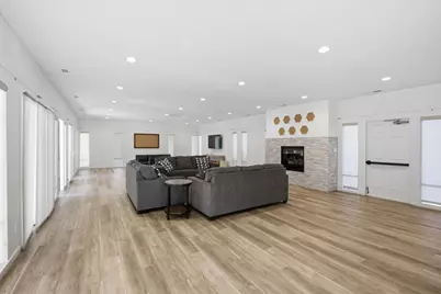 10043 Long Oak Ln, Cupertino, CA 95014 - Photo 56