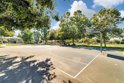 1837 Comstock Ln, San Jose, CA 95124 - Photo 26