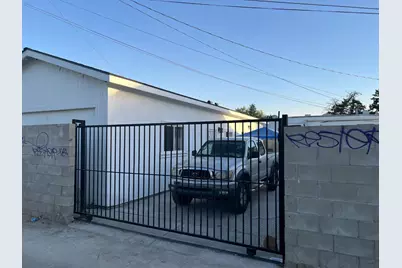 509 King St, Bakersfield, CA 93305 - Photo 2