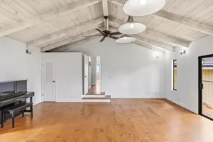 25000 Pine Hills Dr, Carmel, CA 93923 - Photo 34