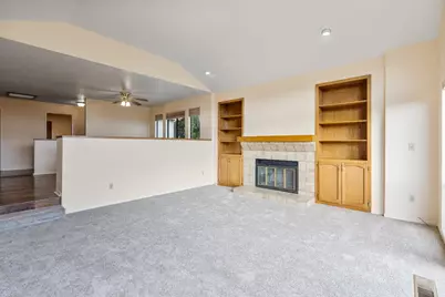 729 Helen Dr, Hollister, CA 95023 - Photo 8