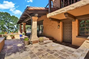 15295 Kennedy Rd, Los Gatos, CA 95032 - Photo 36