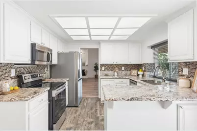 37 Coyle Creek Cir, Fair Oaks, CA 95628 - Photo 12