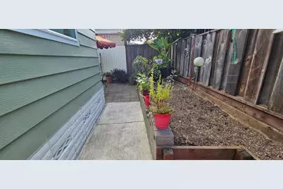 Contento Dr, Watsonville, CA 95076 - Photo 24