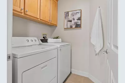 585 Amherst Ter, Sunnyvale, CA 94087 - Photo 18