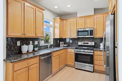 585 Amherst Ter, Sunnyvale, CA 94087 - Photo 10