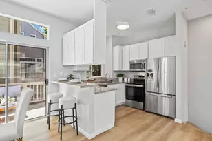 979 Pinto Palm Ter 24, Sunnyvale, CA 94087 - Photo 8