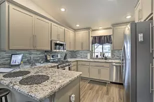5902 Beaumont Dr, Redding, CA 96003 - Photo 6
