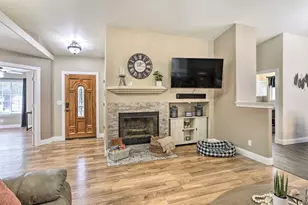 5902 Beaumont Dr, Redding, CA 96003 - Photo 4