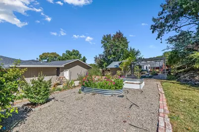 9465 Watsonville Rd, Gilroy, CA 95020 - Photo 38