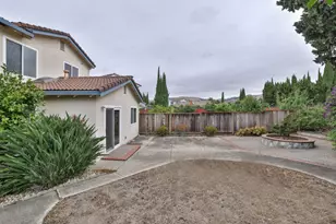 1352 Cutforth Ct, San Jose, CA 95132 - Photo 32