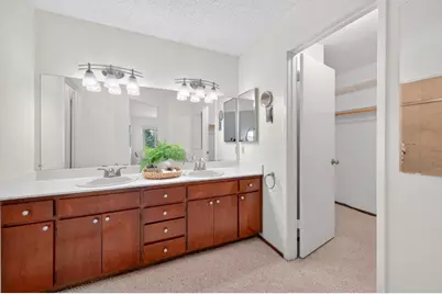 618 Skyway Dr, San Jose, CA 95111 - Photo 36