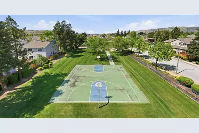 17765 Calle Hermosa, Morgan Hill, CA 95037 - Photo 28
