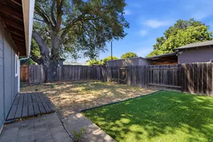 2247 Menalto Ave, East Palo Alto, CA 94303 - Photo 48