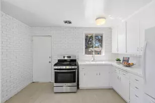 2247 Menalto Ave, East Palo Alto, CA 94303 - Photo 12