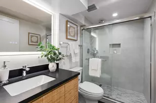1015 Laguna Ave, Burlingame, CA 94010 - Photo 36