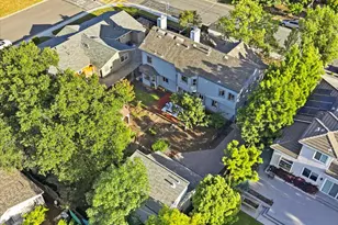 21075 Greenleaf Dr, Cupertino, CA 95014 - Photo 88
