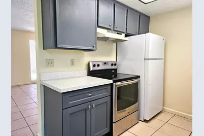 9010 Stacey Ct, Stockton, CA 95209 - Photo 12