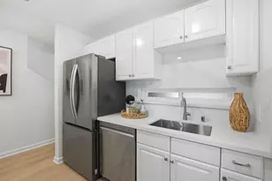 633 Forest Ave, Palo Alto, CA 94301 - Photo 14