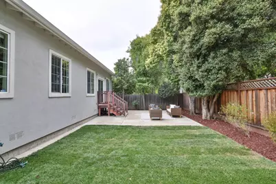 1549 Locust St, San Mateo, CA 94402 - Photo 20