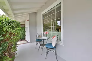 1549 Locust St, San Mateo, CA 94402 - Photo 2