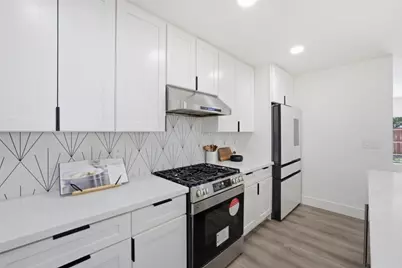 1052 Summerfield Dr, San Jose, CA 95121 - Photo 14
