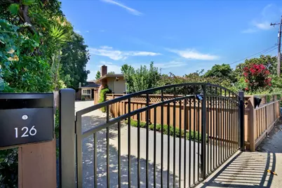 124 Oakwood Dr, Redwood City, CA 94061 - Photo 4