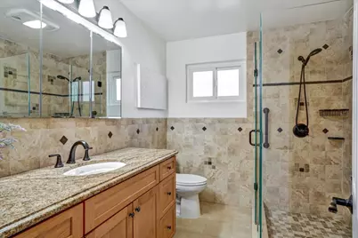 124 Oakwood Dr, Redwood City, CA 94061 - Photo 52