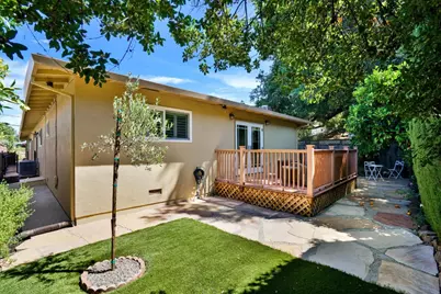 124 Oakwood Dr, Redwood City, CA 94061 - Photo 58