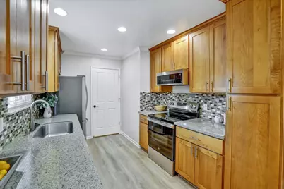124 Oakwood Dr, Redwood City, CA 94061 - Photo 22