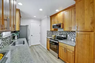 124 Oakwood Dr, Redwood City, CA 94061 - Photo 22