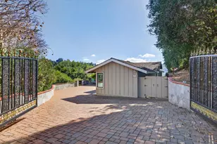 30 Bluebell Ln, Hillsborough, CA 94010 - Photo 56
