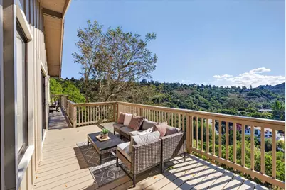30 Bluebell Ln, Hillsborough, CA 94010 - Photo 48