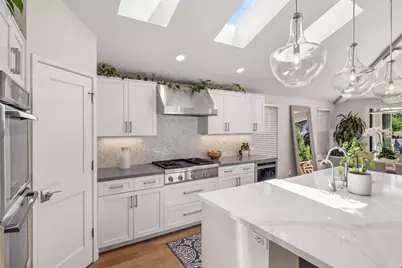 2025 Jefferson Ave, Redwood City, CA 94062 - Photo 8