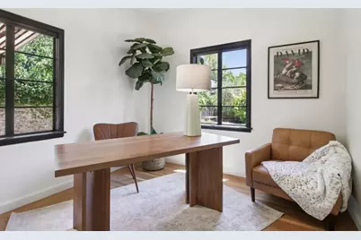 1560 University Ave, Palo Alto, CA 94301 - Photo 32