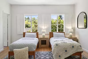 1560 University Ave, Palo Alto, CA 94301 - Photo 48