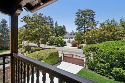 1560 University Ave, Palo Alto, CA 94301 - Photo 46