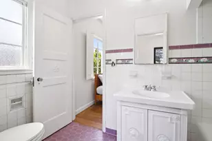 1560 University Ave, Palo Alto, CA 94301 - Photo 50