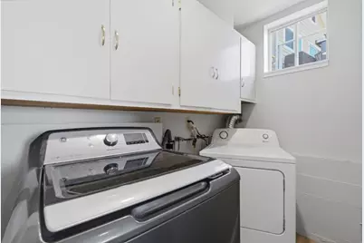 3693 Highland Ave, Redwood City, CA 94062 - Photo 32