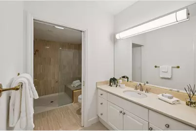 1 W Edith Ave D125, Los Altos, CA 94022 - Photo 18