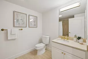 1 W Edith Ave D125, Los Altos, CA 94022 - Photo 26