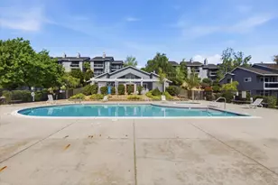 7595 Canyon Meadow Cir H, Pleasanton, CA 94588 - Photo 6