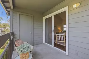 7595 Canyon Meadow Cir H, Pleasanton, CA 94588 - Photo 4