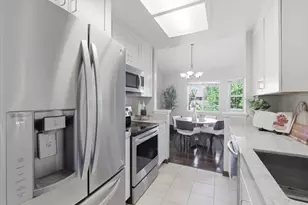 7595 Canyon Meadow Cir H, Pleasanton, CA 94588 - Photo 18