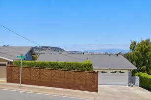 480 Klamath St, Brisbane, CA 94005 - Photo 2