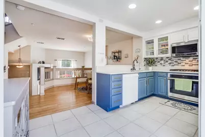 984 Goodacre Ln, San Jose, CA 95125 - Photo 18