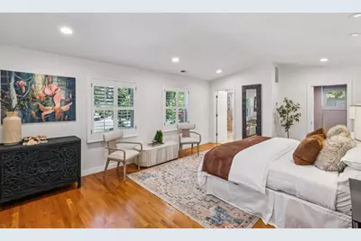 1700 Castilleja Ave, Palo Alto, CA 94306 - Photo 18